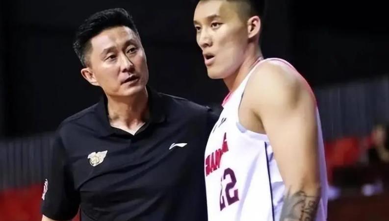 AA, 个赛季后 AA, 个赛季后